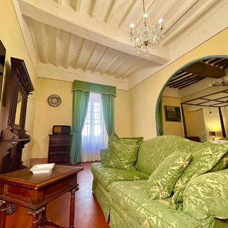 Palazzo Barbini Dimora Storica Aparthotel กัสติลโยเน เดล ลาโก ภายนอก รูปภาพ