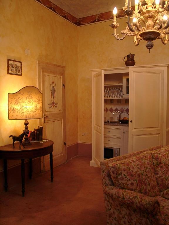 Palazzo Barbini Dimora Storica Aparthotel กัสติลโยเน เดล ลาโก ห้อง รูปภาพ