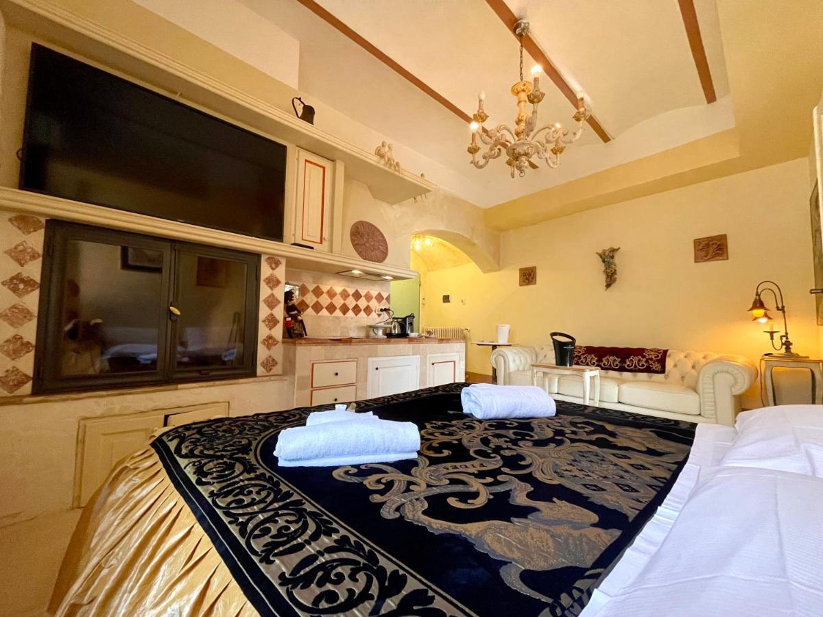 Palazzo Barbini Dimora Storica Aparthotel กัสติลโยเน เดล ลาโก ภายนอก รูปภาพ