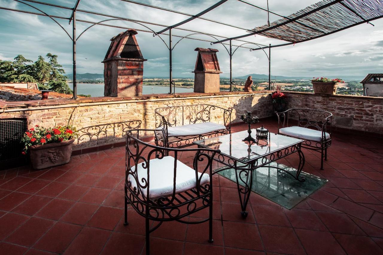 Palazzo Barbini Dimora Storica Aparthotel กัสติลโยเน เดล ลาโก ภายนอก รูปภาพ